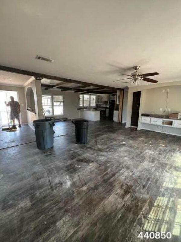 Photo 1 of 1 of home located at Manufactured Housing Consultan 13930 Interstate 35 S Von Ormy, TX 78073