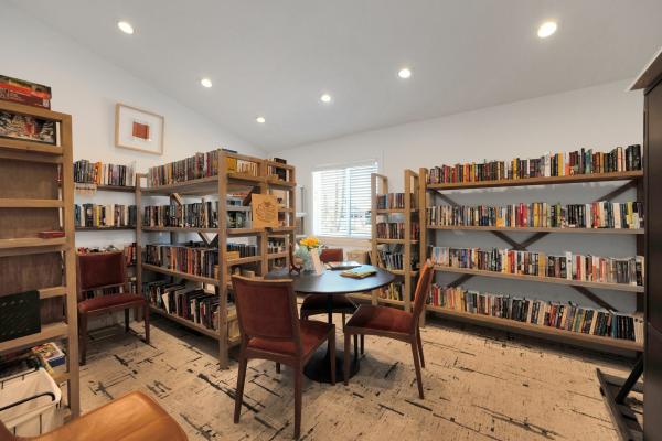 1983 Goldenwest Mobile Homes Manufactured Home