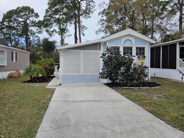 1992 BRIT Mobile Home For Sale