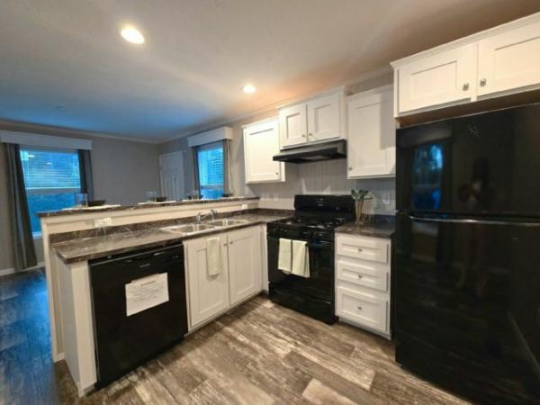 2023 Clayton - Lewistown PA Hickory 4414-40 Manufactured Home