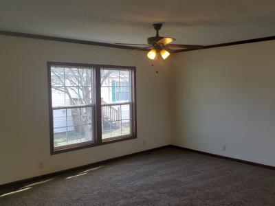 Mobile Home at 39057 Wyoming Dr Romulus, MI 48174