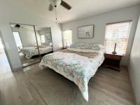 1990 PALM Manufactured Home