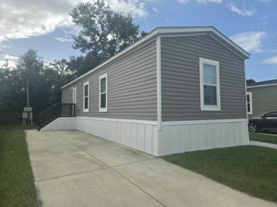 Mobile Home at 20 Stebbins Drive Winter Haven, FL 33884