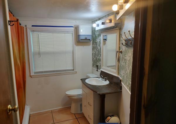 1972 CRAF WC1373 Mobile Home