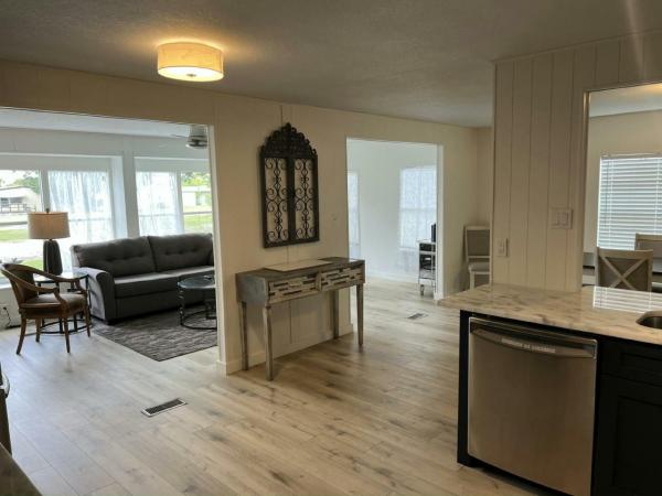 1984 Twin Mobile Home For Sale