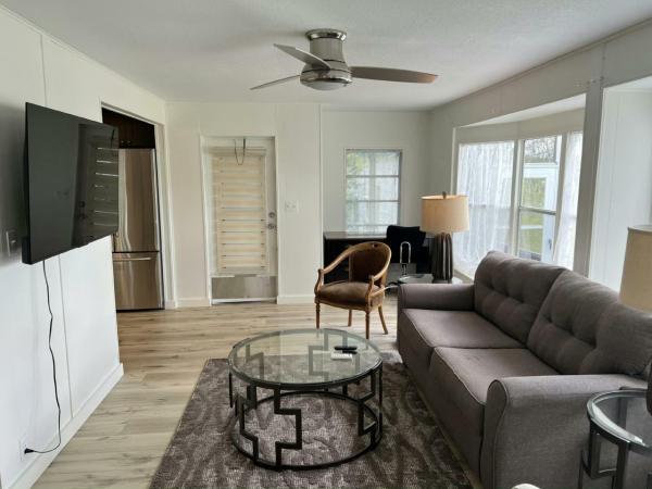1984 Twin Mobile Home For Sale