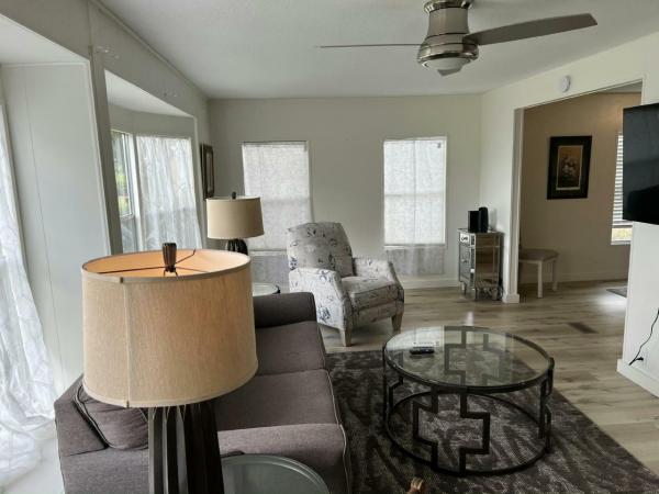 1984 Twin Mobile Home For Sale