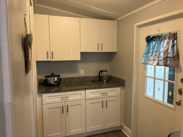 1986 Redmen HS Manufactured Home