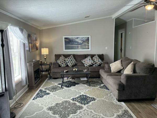 1986 Redmen HS Manufactured Home