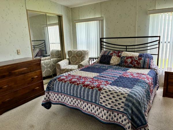 1989 HS Fleetwood Manufactured Home