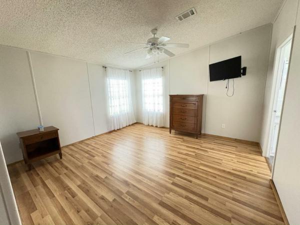 1988 GLEN Manufactured Home