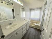 1988 GLEN Manufactured Home