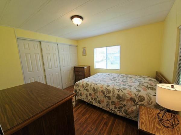 1983 Marlo Mobile Home