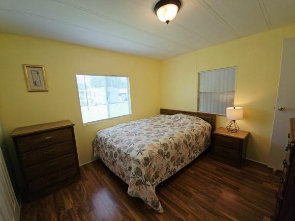 1983 Marlo Mobile Home