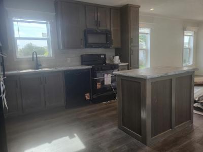 Photo 4 of 20 of home located at 73 Meadowlark Lane Beecher, IL 60401