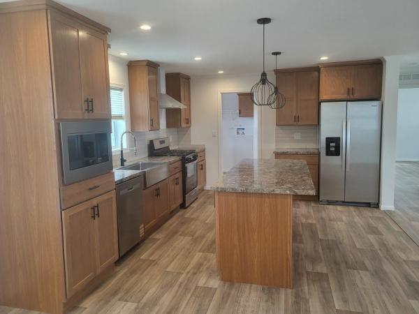 2025 Skyline - Lancaster Cambridge Mobile Home
