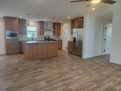 Photo 3 of 20 of home located at 38 Drake Lane Beecher, IL 60401