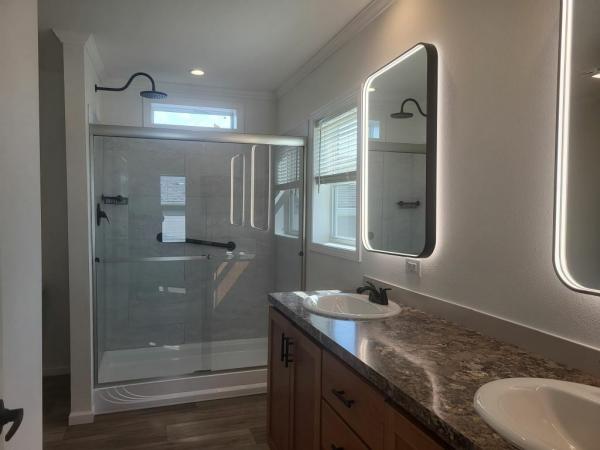 2025 Skyline - Lancaster Cambridge Mobile Home