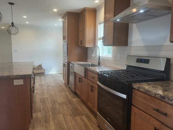 2025 Skyline - Lancaster Cambridge Mobile Home