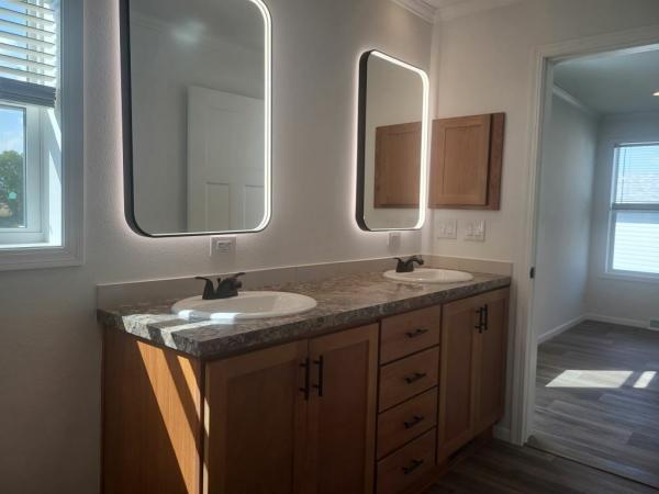 2025 Skyline - Lancaster Cambridge Mobile Home