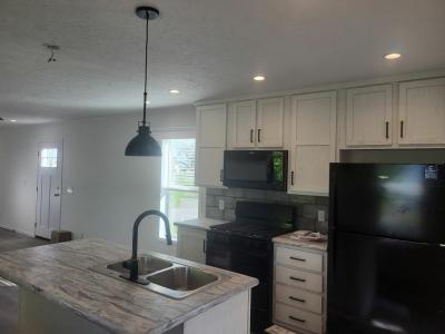 Photo 2 of 20 of home located at 45 Swan Lane Beecher, IL 60401