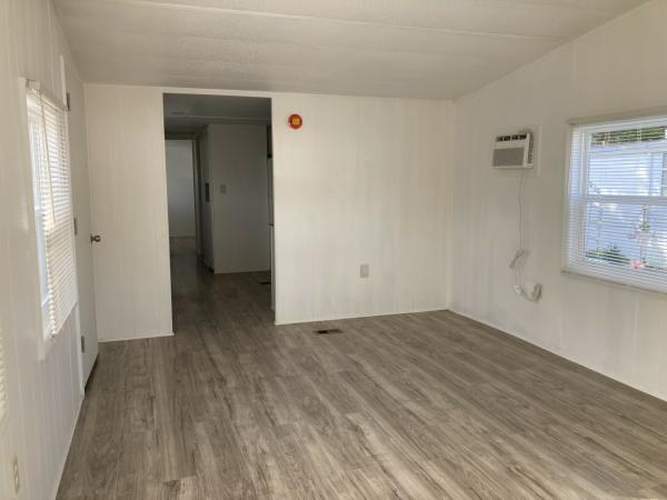 1973 NEW mobile Home