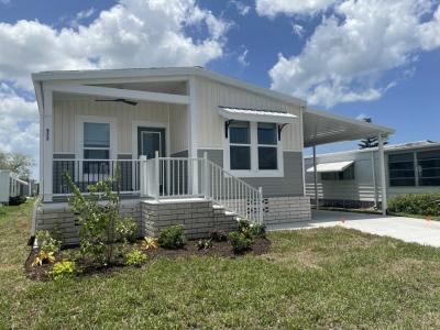 Photo 1 of 20 of home located at 972 Xanadu Avenue Venice, FL 34285