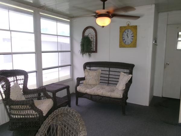 1998 Palm Harbor Mobile Home