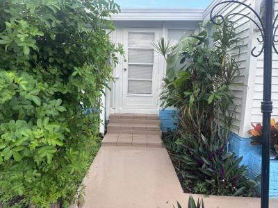 Photo 2 of 19 of home located at 6542 Brandywine Drs Margate, FL 33063