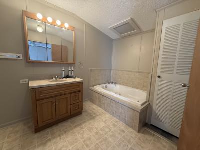 Photo 5 of 18 of home located at 4659 Iris Lane #1181 Traverse City, MI 49685