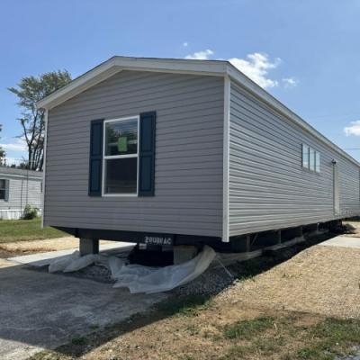 Mobile Home at 27 Crestwood Drive #0073 Middletown, IN 47356