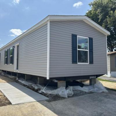 Photo 3 of 12 of home located at 27 Crestwood Drive #0073 Middletown, IN 47356