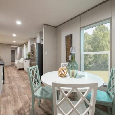 Photo 4 of 9 of home located at 27 Crestwood Drive #0114 Middletown, IN 47356