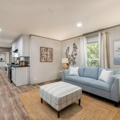 Photo 5 of 9 of home located at 27 Crestwood Drive #0114 Middletown, IN 47356