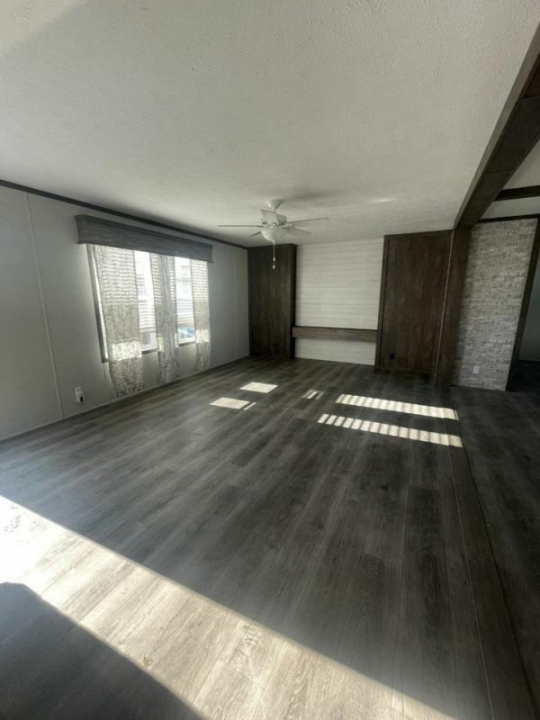 2022 Clayton Homes Inc American Made Mobile Home