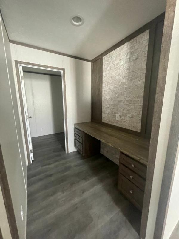 2022 Clayton Homes Inc American Made Mobile Home