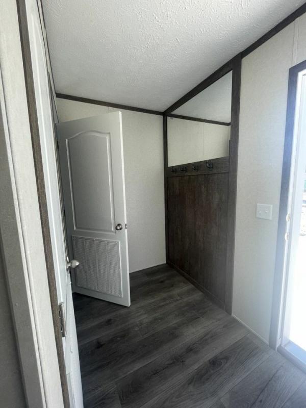 2022 Clayton Homes Inc American Made Mobile Home