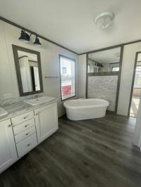 2022 Clayton Homes Inc American Made Mobile Home