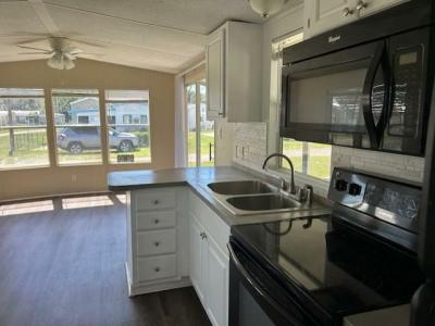 Photo 2 of 9 of home located at 6941 Macdonald Court, Lot 17 Zephyrhills, FL 33541