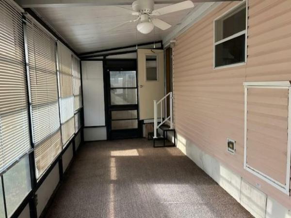 1987 TOWN Unknown  Home