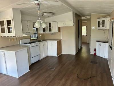 Photo 3 of 5 of home located at 6941 Macdonald Court, Lot 45 Zephyrhills, FL 33541