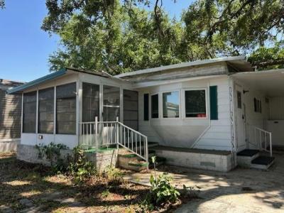 Mobile Home at 6941 Macdonald Court, Lot 52 Zephyrhills, FL 33541
