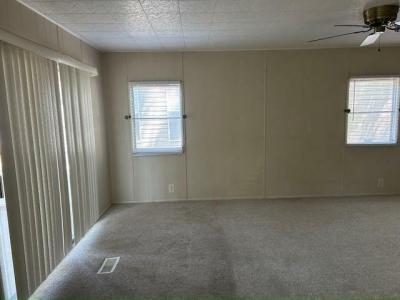 Photo 4 of 10 of home located at 6941 Macdonald Court, Lot 52 Zephyrhills, FL 33541