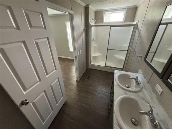 2021 Fairmont Harmony SW 430HH16763B  Home