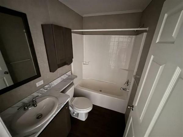 2021 Fairmont Harmony SW 430HH16763B  Home