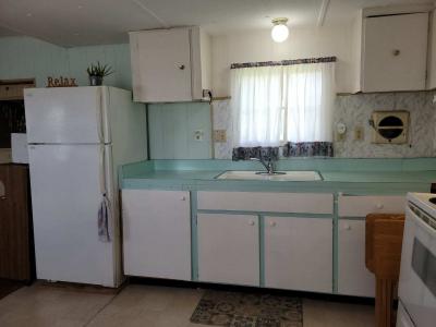 Photo 3 of 31 of home located at 31 Kingsport Ave Palmetto, FL 34221