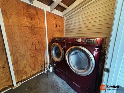 Photo 5 of 25 of home located at 5485 Jaleen Avenue Lockhart, FL 32810
