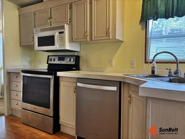 2002 NOBI Mobile Home For Sale