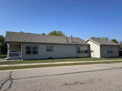 Photo 2 of 18 of home located at 23020 Evergreen Circle Chelsea, MI 48118