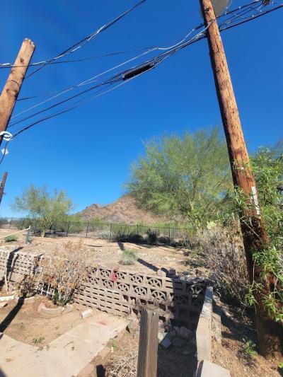 Photo 5 of 20 of home located at 10401 N. Cave Creek Rd. #179 Phoenix, AZ 85020
